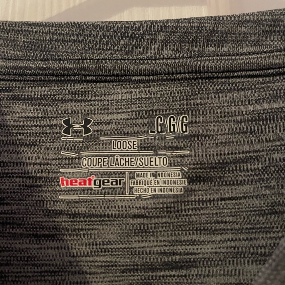 men’s under armour shirt - Picture 2 of 3